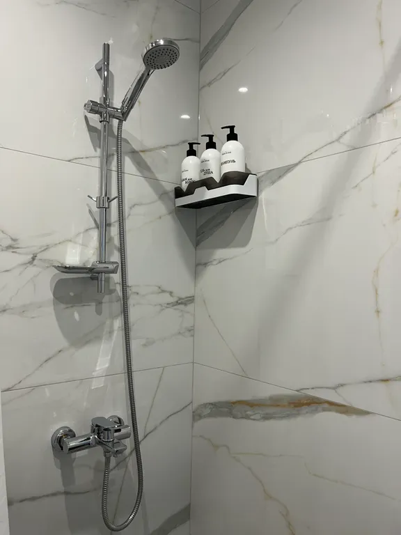 Квартира Красивая квартира в 15 минутах пешком от ЖД Адлер — Адлер