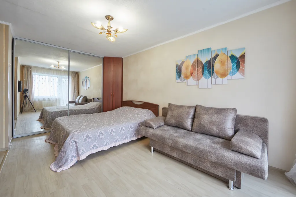 Квартира в центре рядом с ЮУрГУ, ЮУрГАУ, ЮУрГГПУ, парком Гагарина, Манежем — аренда посуточно в Челябинск