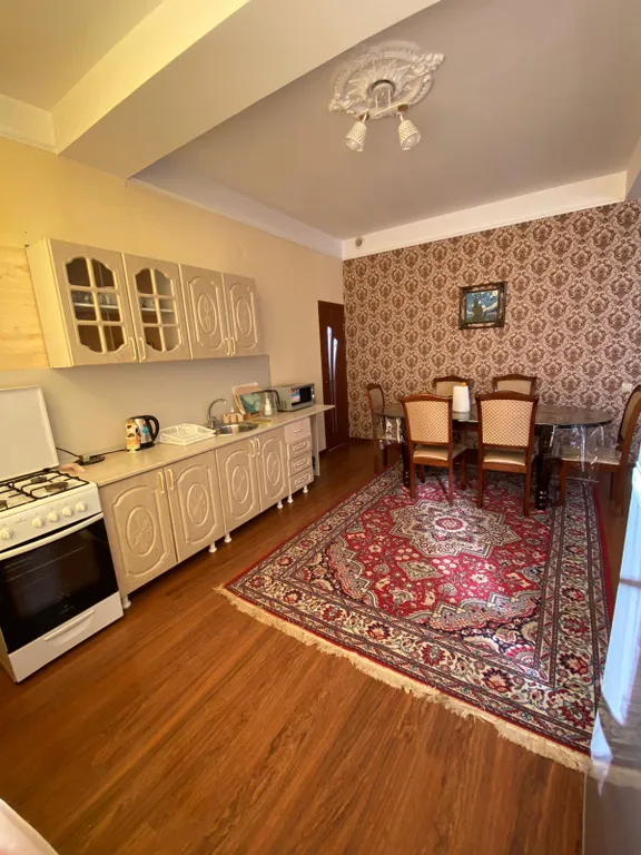 Уютная квартира в центре города, до городского пляжа 5 минут на машине