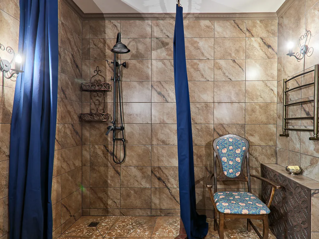 Готический замок Гранат Альдога