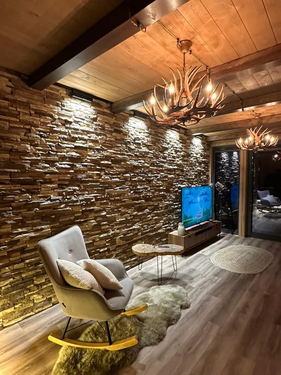 Дом в Гунибе с видом на крепость и горы