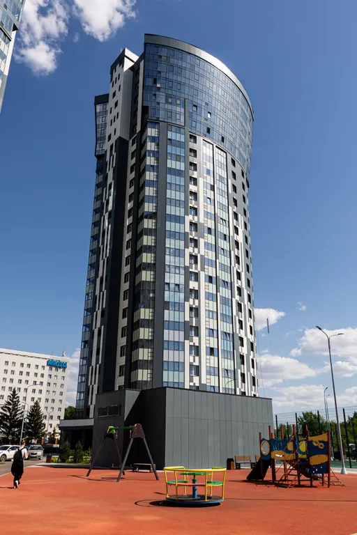 Стильная квартира с панорамными окнами