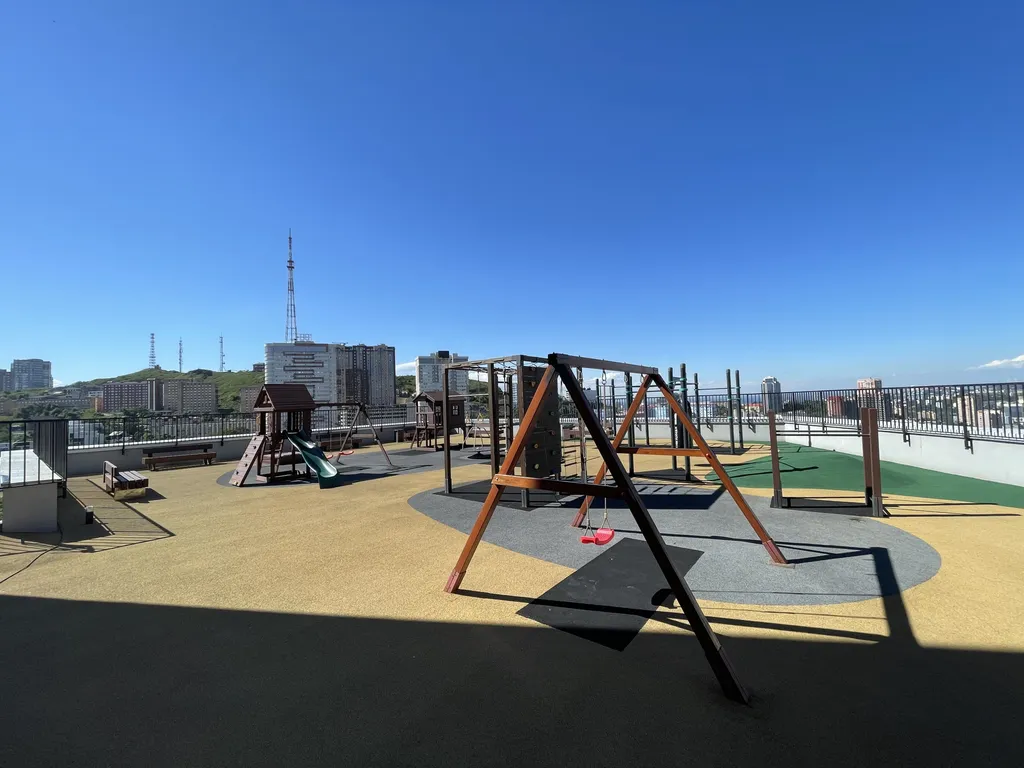 Приватная квартира в доме бизнес-класса с панорамной крышей