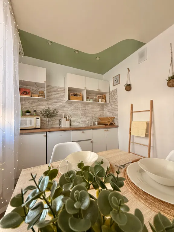 Светлая квартира на въезде в город