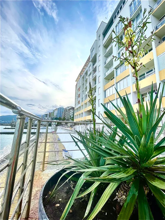 Уютная  2-х комнатная студия на берегу моря