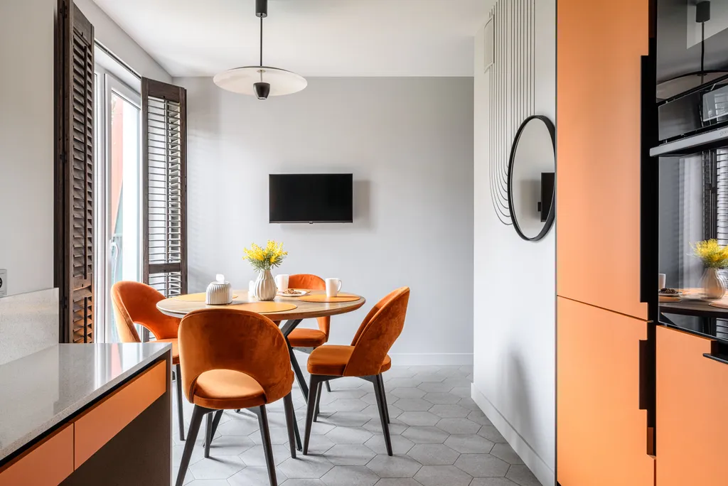 Новый дизайнерский апартамент в тихом центре Светлогорск