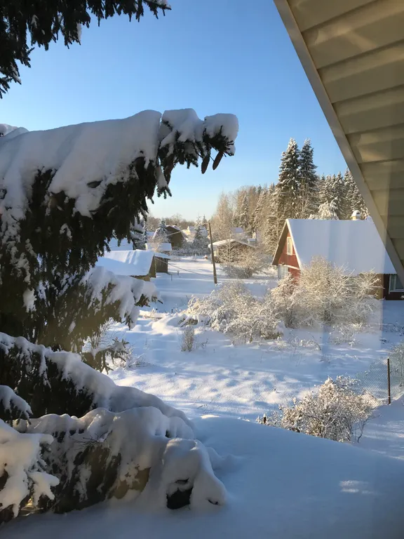 Уютный коттедж у озера недалеко от Выборга и границы
