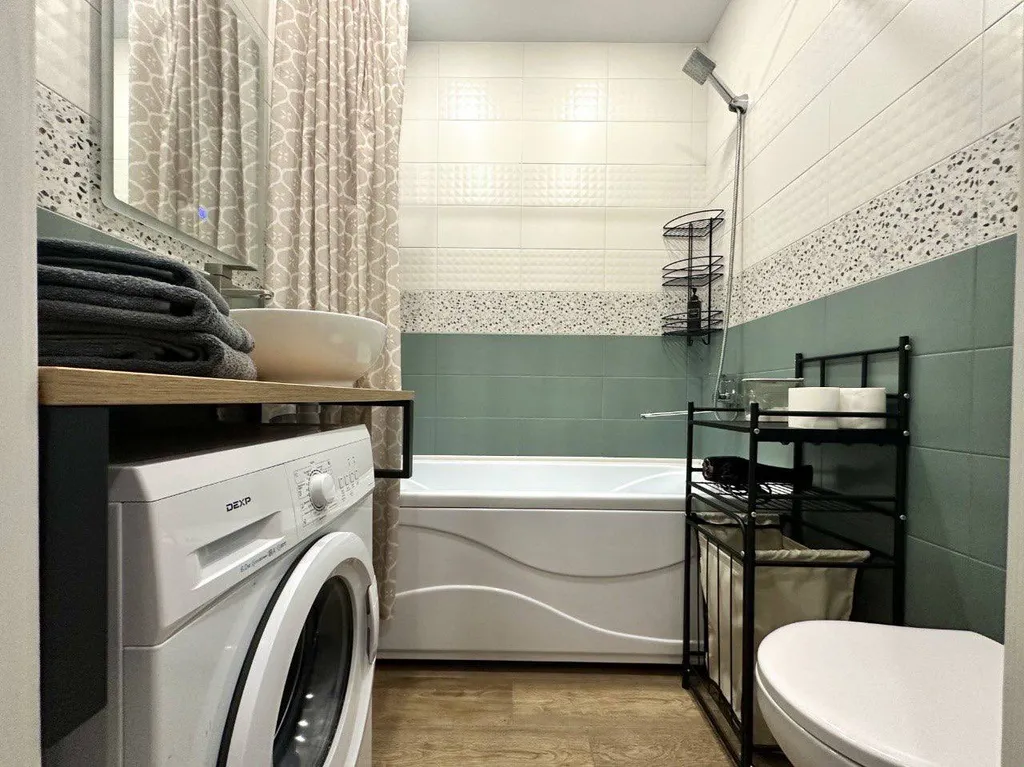 Хорошая квартира с видом на лес в новом доме