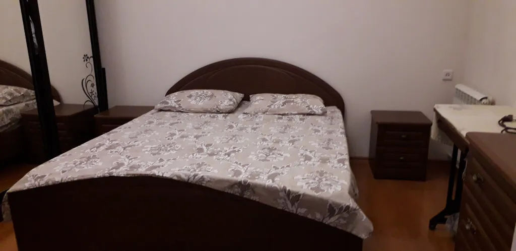 Уютный дом в городе вблизи моря