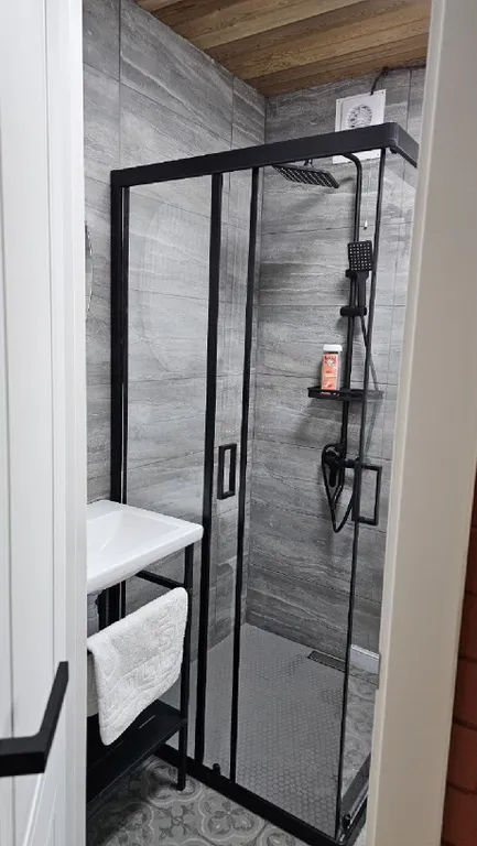 Двухуровневый домик в центре