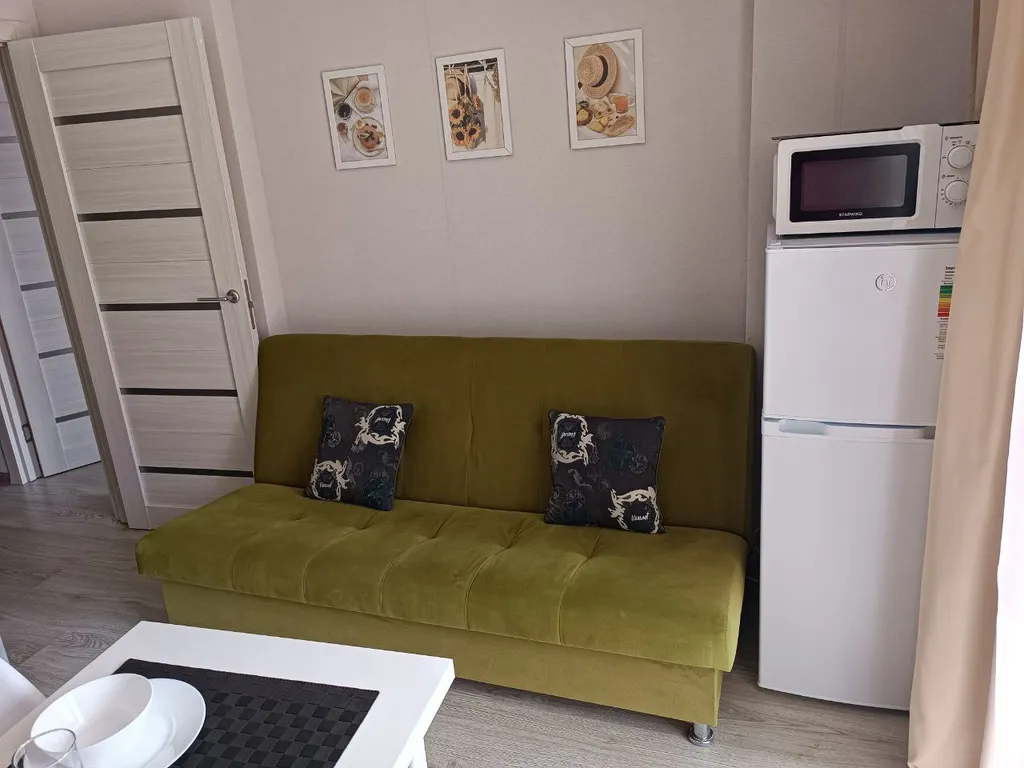 Уютная квартира в ЖК Holiday house возле озера и кипарисов