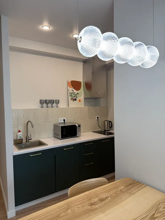 Квартира возле ТЦ Аллея