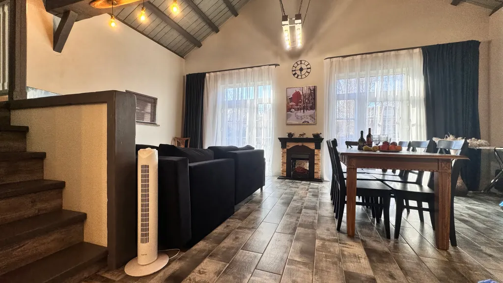 Коттедж Black&White у пристани в центре города