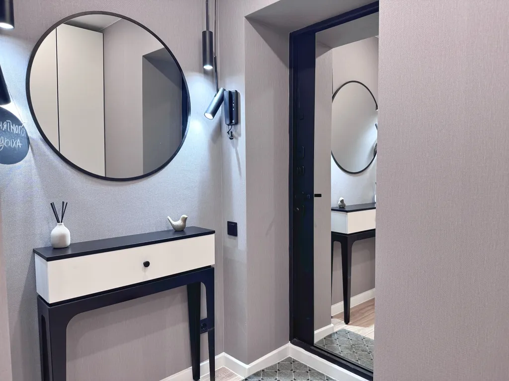 Дизайнерская двухкомнатная квартира в самом центре кирова