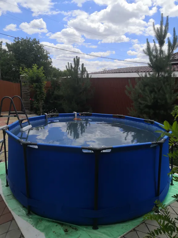 Коттедж 4-комнатный Дом — аренда посуточно в Каменск-Шахтинский