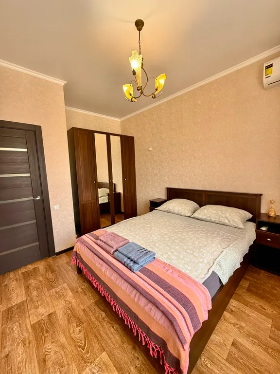 Уютная двухкомнатная квартира рядом с Крещенским парком