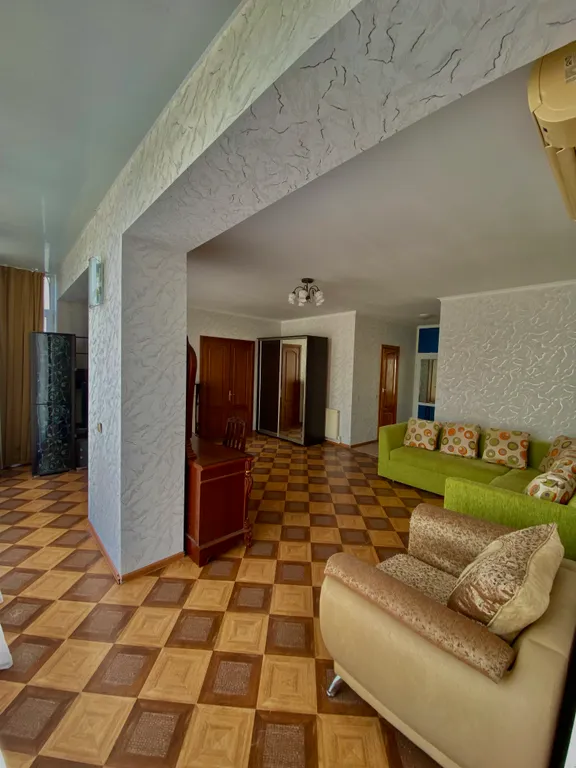 Апартаменты двухкомнатные с кухней