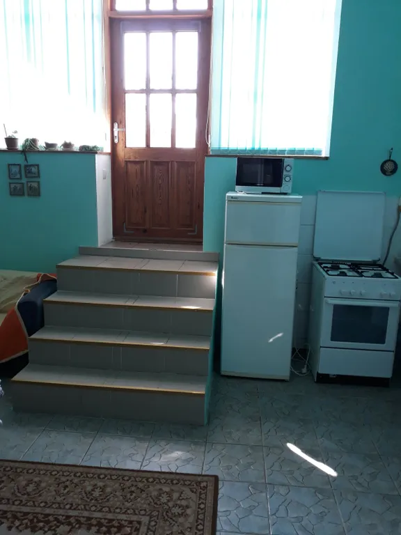 Квартира 2-комнатная Квартира — Ялта