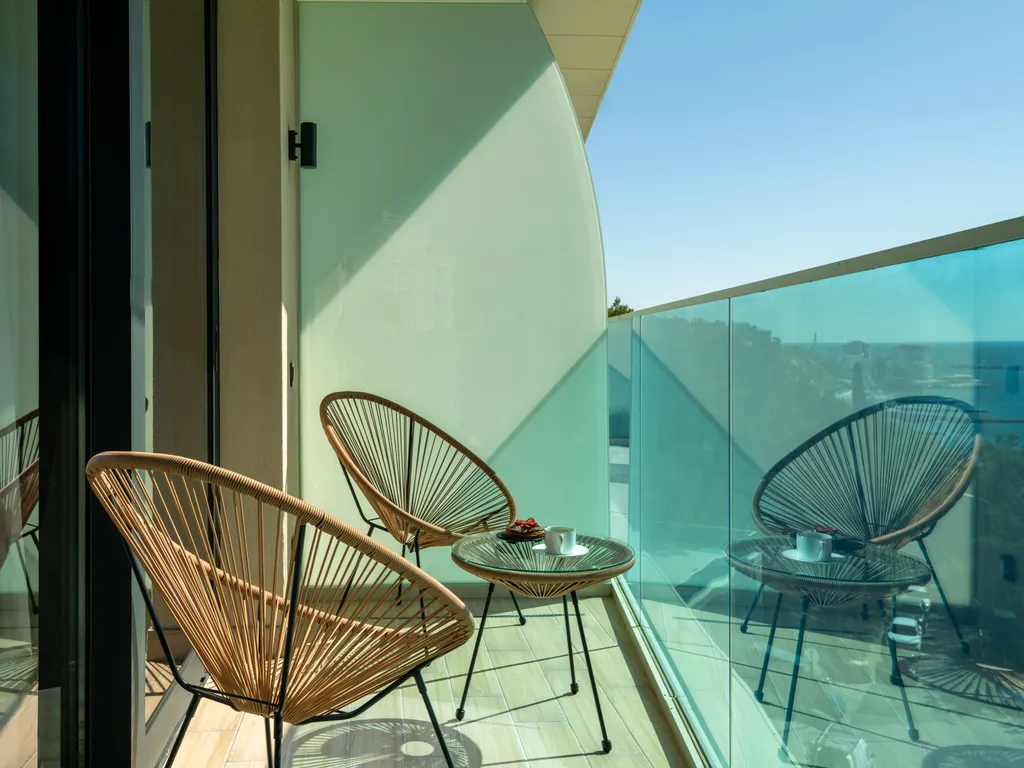 Апартаменты с балконом и видом на море