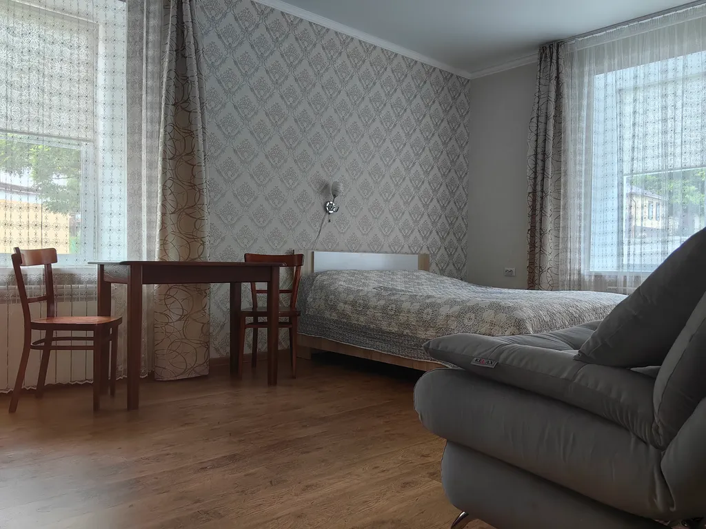 Квартира в частном доме рядом с парком.