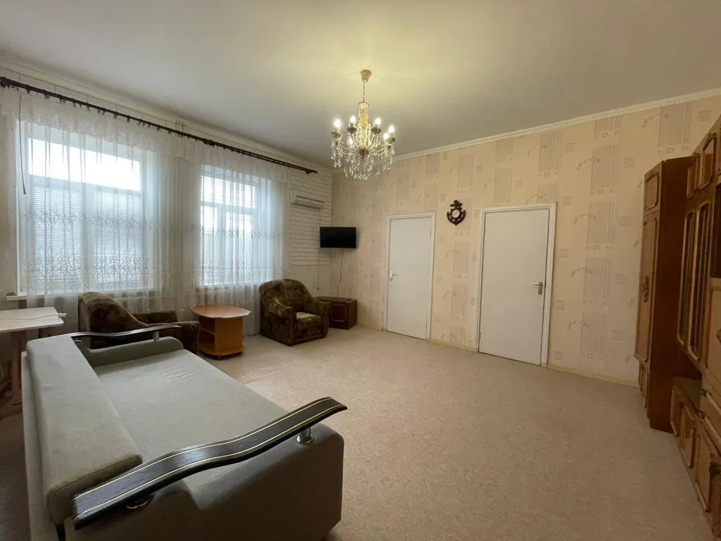 Трёхкомнатная квартира под ключ, есть парковка во дворе