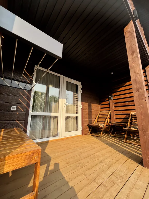 Четырехместный номер с террасой, первая линия от моря