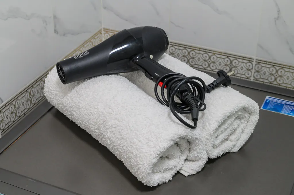 Трехкомнатная квартира с видом на горы в центре города