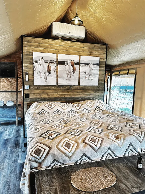 Домик-шатер