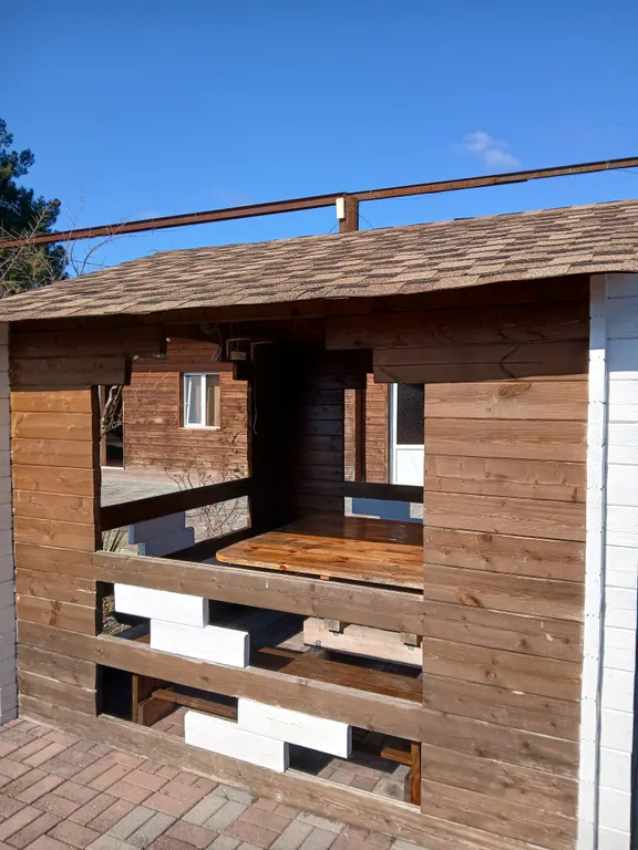 Комнаты во дворе