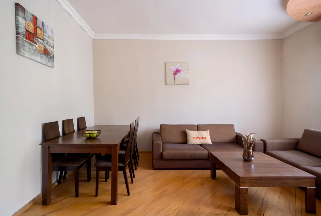 Апартаменты около Ереванского Оперного Театра