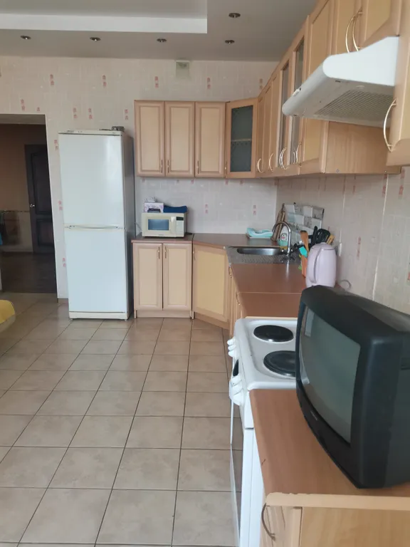 Светлая, просторная 2-х комнатная квартира