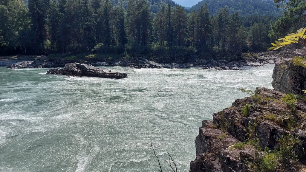 Дом с видом на реку Катунь и горы