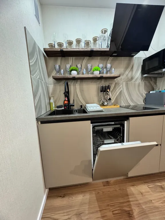 2-комнатная уютная квартира. 5 минут пешком до «Горного воздуха»