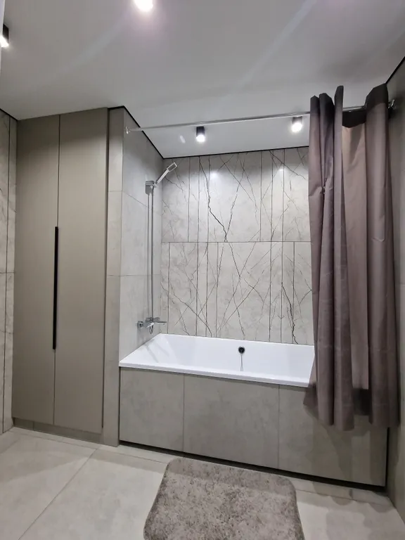 Апартамент в центре с двумя изолированными спальнями