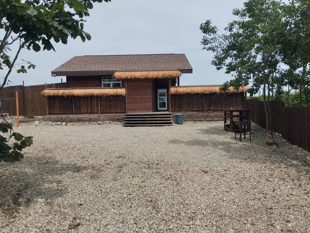 Дом в бухте Перевозная