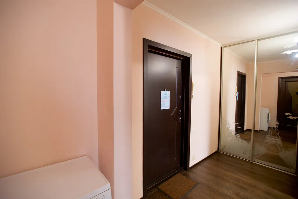 Квартира Новая квартира возле ТРЦ Планета — Красноярск