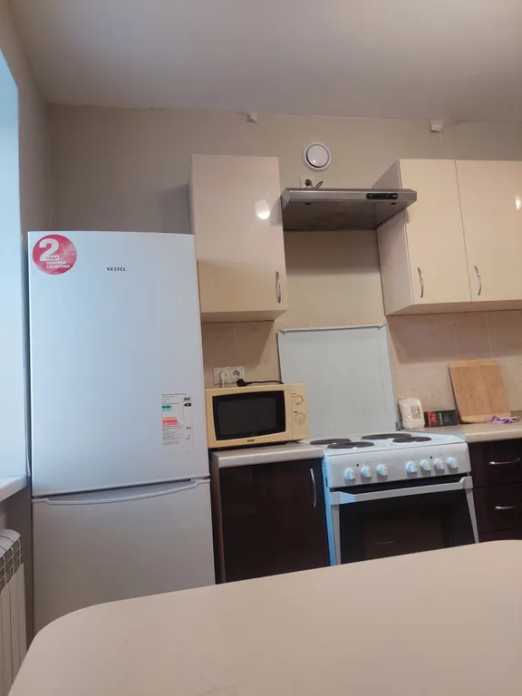 Напротив дома поликлиника