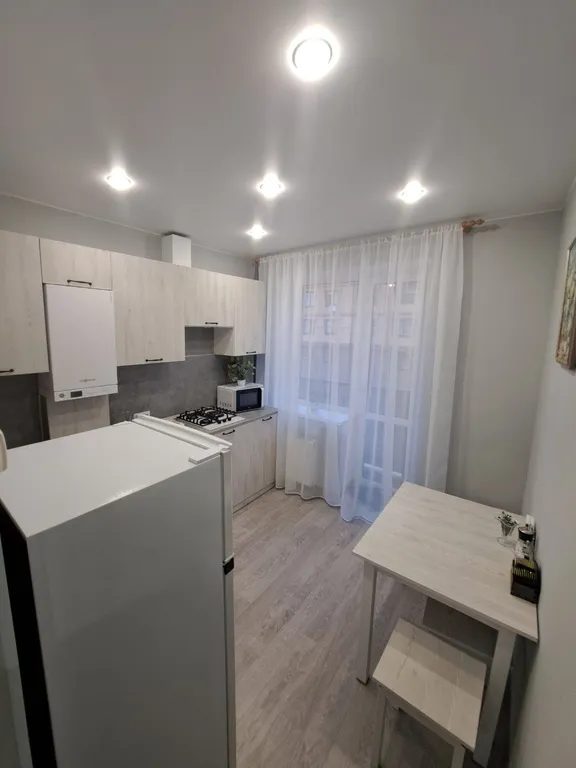 Нoвая уютная квaртиpa в малоэтажном комплексе, с закрытой территорией