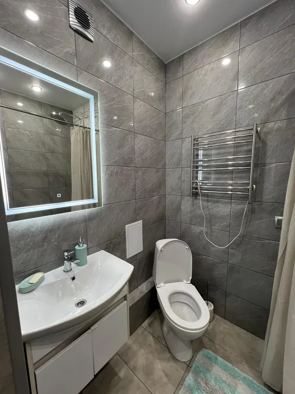 Уютная евродвушка с супер ремонтом в сердце города