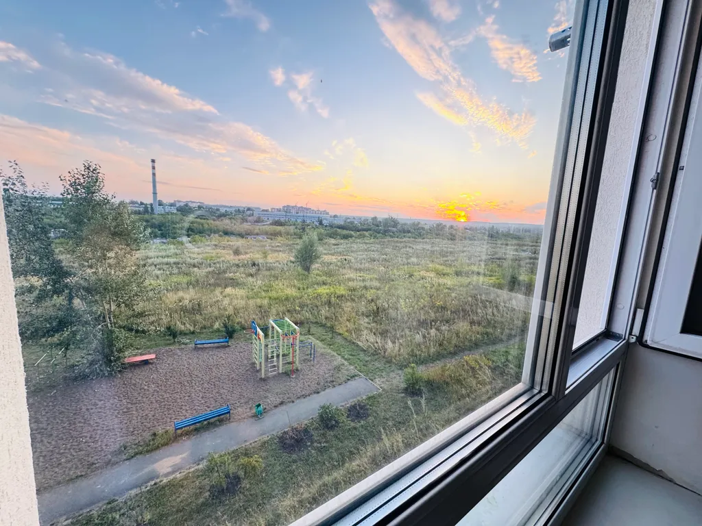 Студия с дизайнерским оформлением