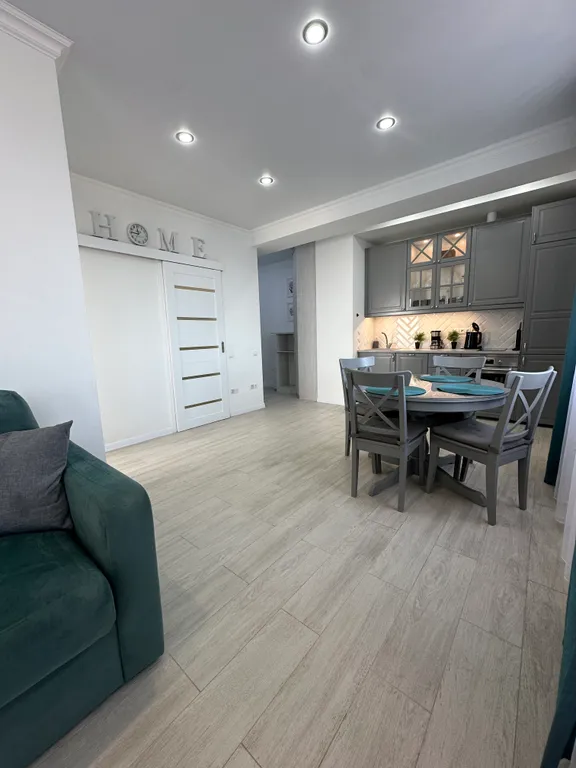 Квартира Просторная светлая квартира — Сириус