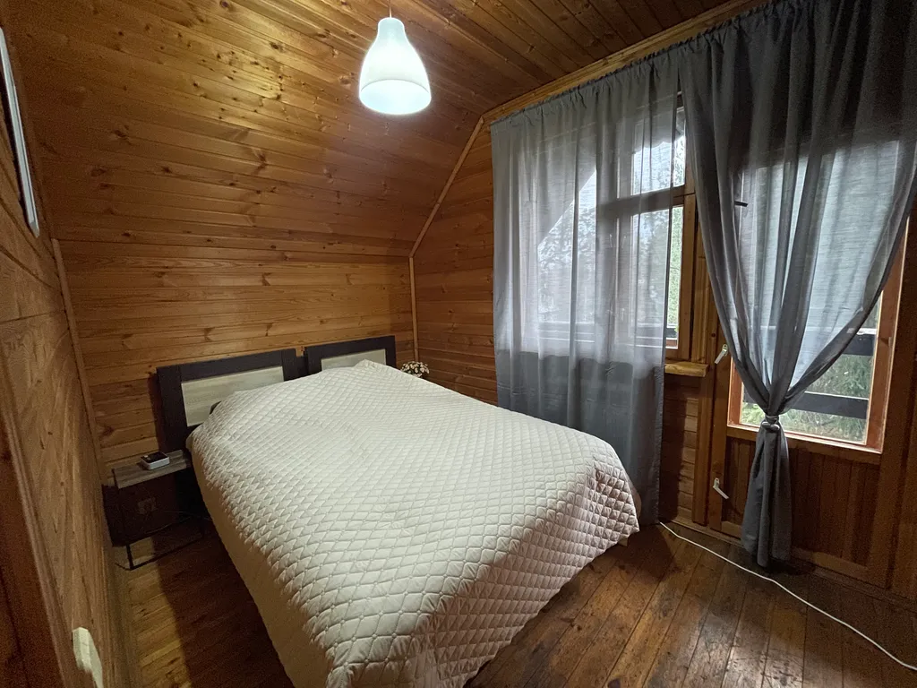 Коттедж Дом для семейного отдыха, закрытых встреч и камерных праздников. — Загорянский