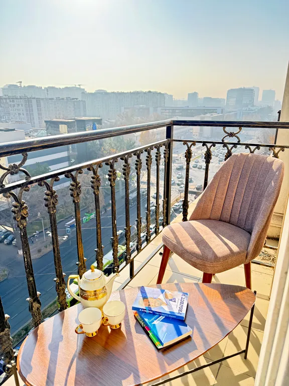 Kazakhstan resident's 171 by Royal rentals