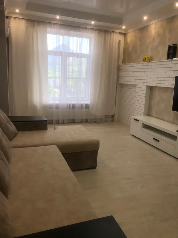 Квартира Просторная в центре, аэропорт 5 мин машиной, прекрасный вид на гору — аренда посуточно в Минеральные Воды