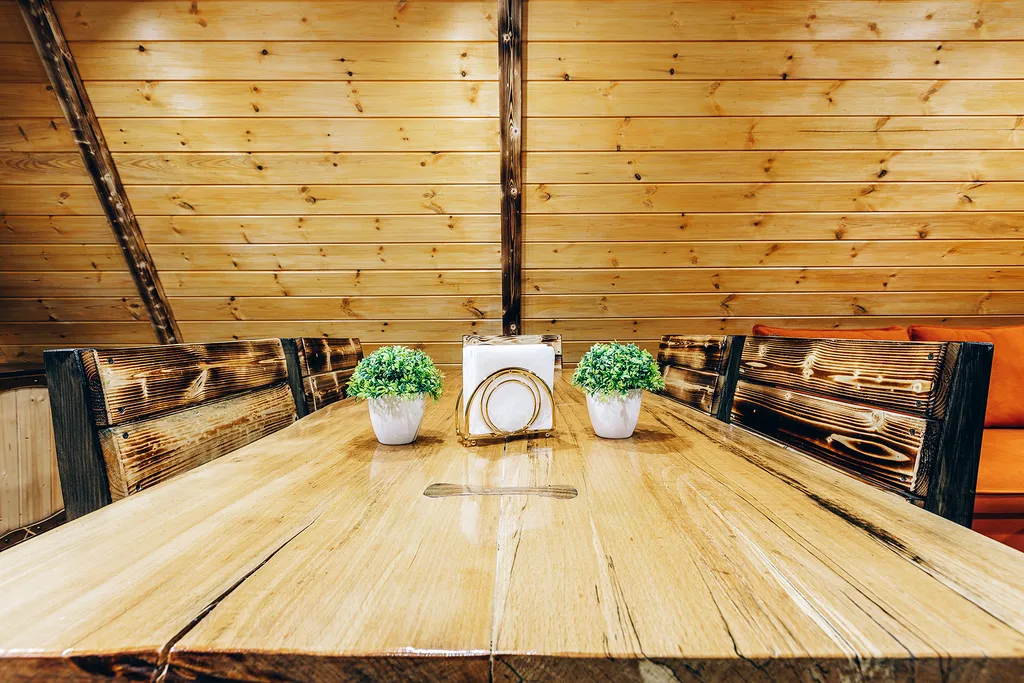 Просторный коттедж в лесу