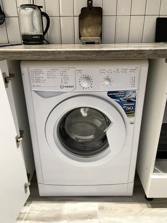 Стильная чистюля с видом на поле и закатные пейзажи