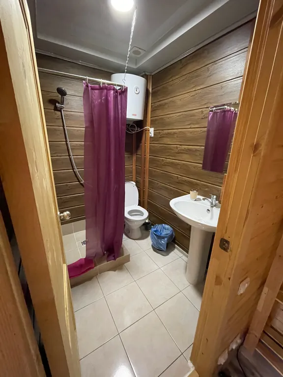 Номер с видом на горы и реку