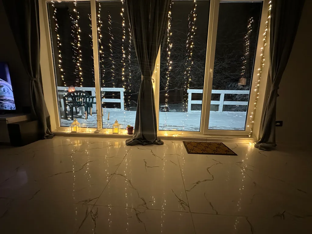 Домик около побережья финского залива