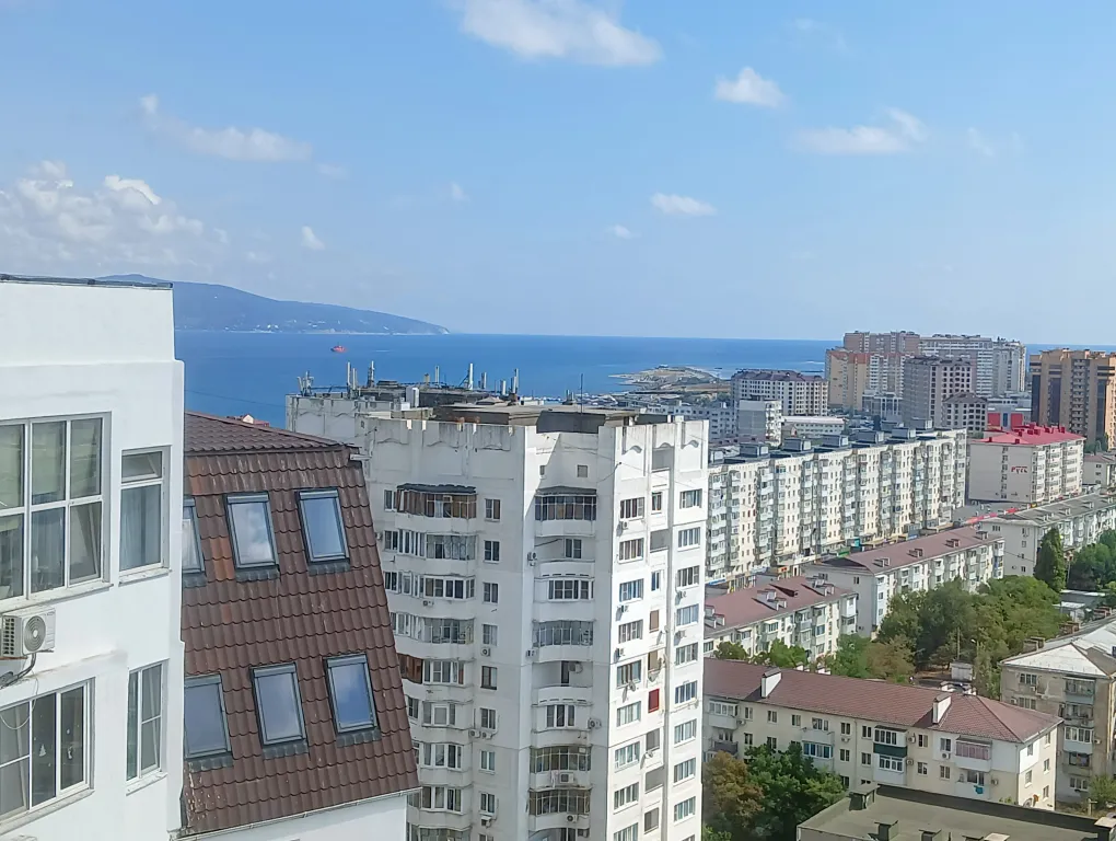 Квартира Квартира в центре с видом на море — Новороссийск