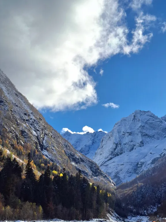 Квартира-студия с видом на горы